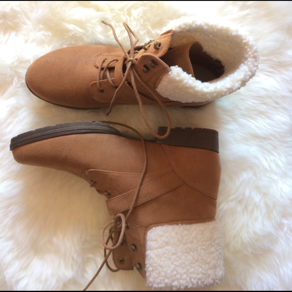 Worn but like new Just Fab faux fur lined boots - Size 10